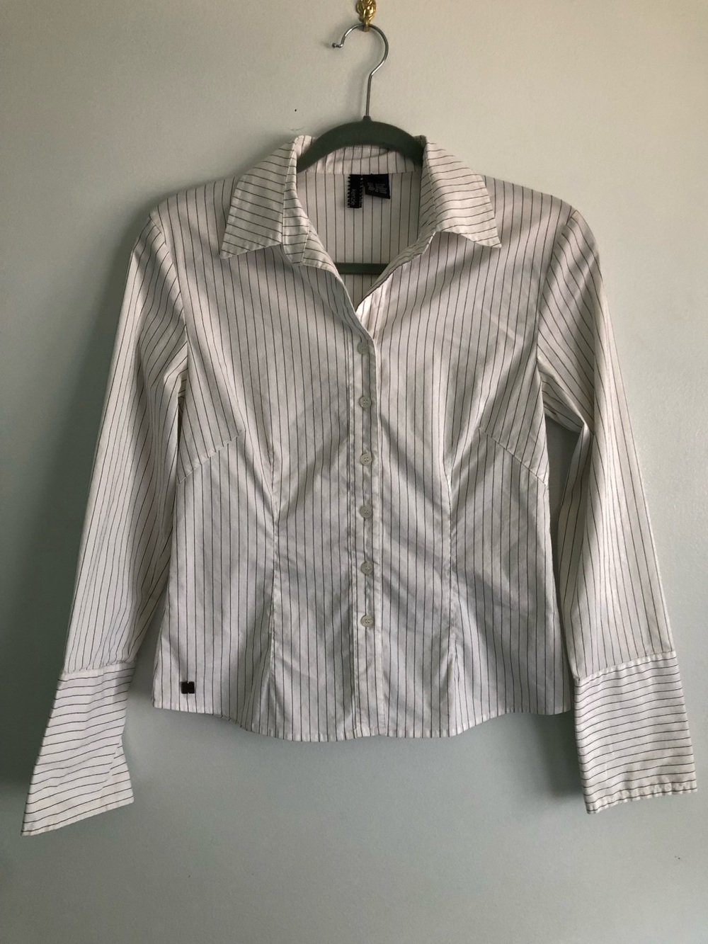 Y2K Chic kenzie Pinstripe Button-Up Collared Blouse Exaggerated Sleeve Cuffs